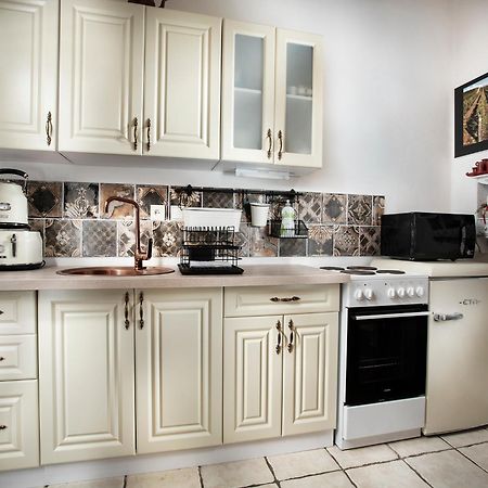 Lichtenstein Lva Apartman Бржецлав Экстерьер фото